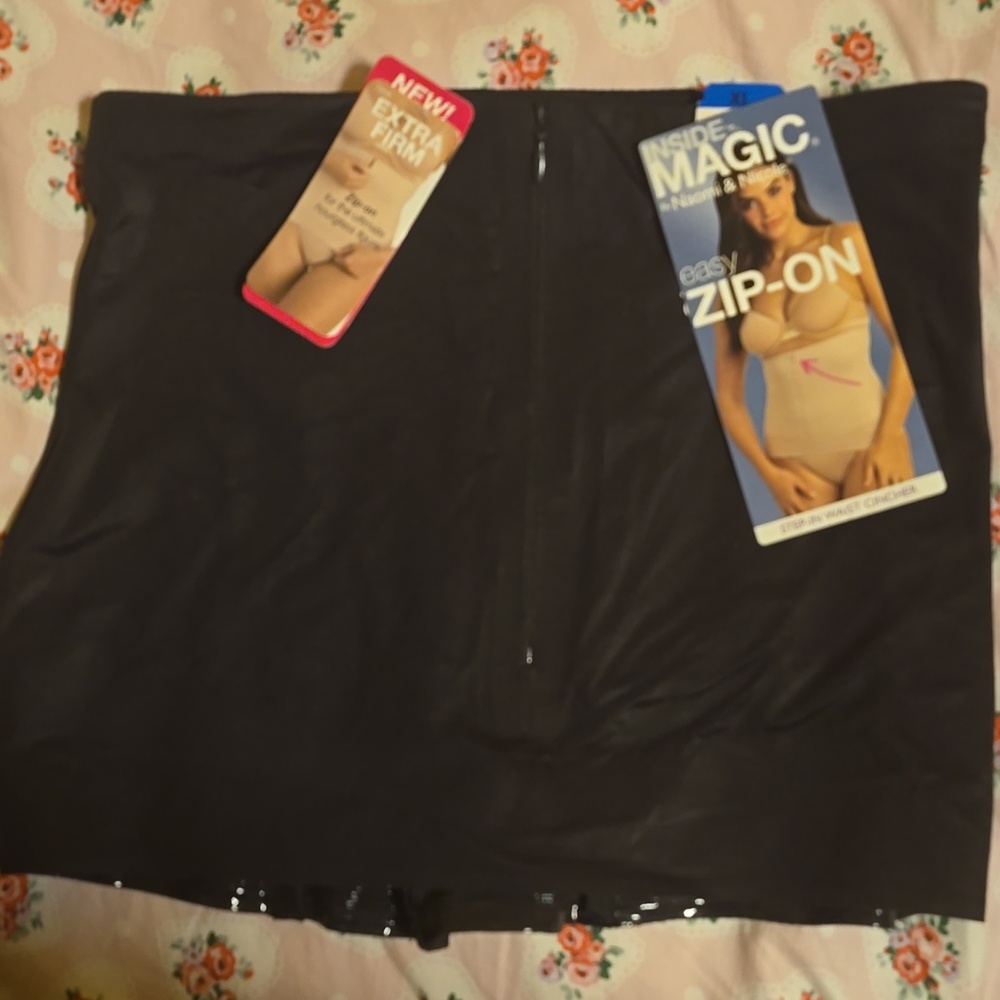 Magic Bodyfashion Black Zip-On Shapewear Slip - Picture 2 of 4